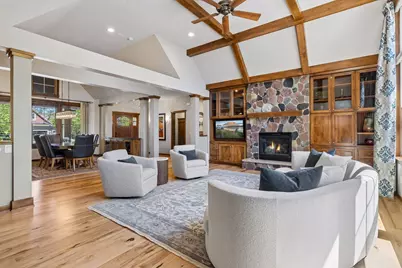 10879 Bentwater Lane, Woodbury, MN 55129 - Photo 9