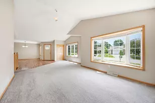 1013 Prairieview Dr SW, Hutchinson, MN 55350 - Photo 5