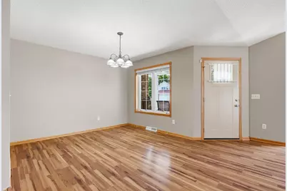 1013 Prairie View Drive SW, Hutchinson, MN 55350 - Photo 9