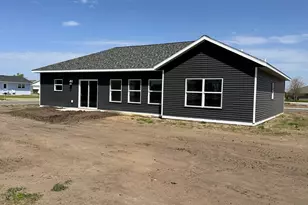 715 Cherry Ln, Perham, MN 56573 - Photo 9