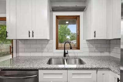 321 109th Avenue NW, Coon Rapids, MN 55448 - Photo 5