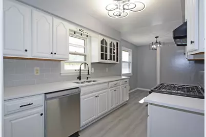 7500 Janell Avenue N, Brooklyn Park, MN 55428 - Photo 13