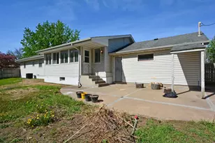 7500 Janell Ave N, Brooklyn Park, MN 55428 - Photo 3