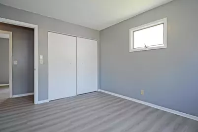 7500 Janell Avenue N, Brooklyn Park, MN 55428 - Photo 17