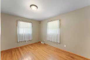 5812 Boone Ave N, New Hope, MN 55428 - Photo 11