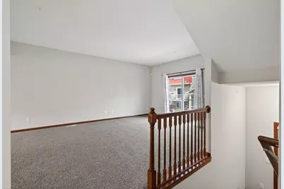 1957 Commonwealth Boulevard #4, Chanhassen, MN 55317 - Photo 7