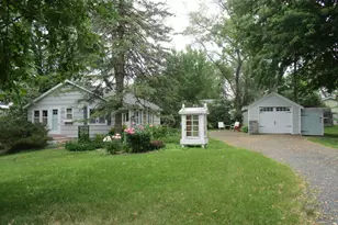 1896 Walter St, Maplewood, MN 55109 - Photo 1