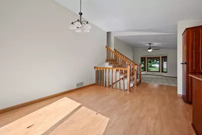 13924 W Preserve Boulevard, Burnsville, MN 55337 - Photo 11