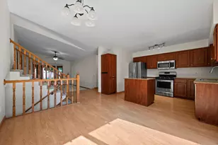 13924 W Preserve Blvd, Burnsville, MN 55337 - Photo 9