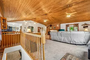 2908 Roosevelt St NE, Saint Anthony, MN 55418 - Photo 9