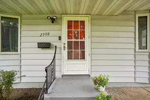 2908 Roosevelt St NE, Saint Anthony, MN 55418 - Photo 31