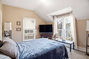 682 4th St E, Saint Paul, MN 55106 - Photo 11