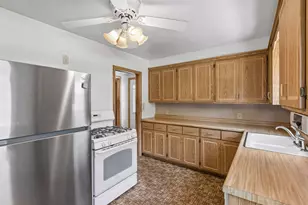 1306 Ryan Ave W, Roseville, MN 55113 - Photo 9