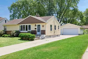 1306 Ryan Ave W, Roseville, MN 55113 - Photo 1