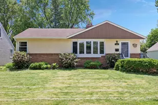 1306 Ryan Ave W, Roseville, MN 55113 - Photo 21