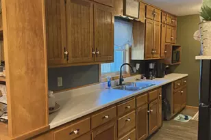 508 Merriam Ave S, Thief River Falls, MN 56701 - Photo 5
