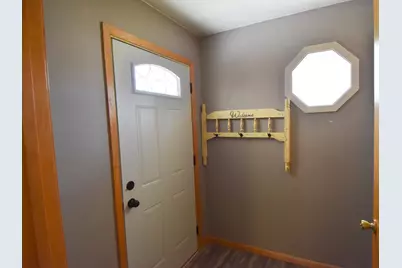 508 Merriam Avenue S, Thief River Falls, MN 56701 - Photo 15