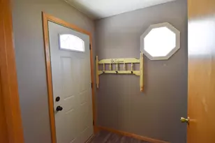 508 Merriam Ave S, Thief River Falls, MN 56701 - Photo 15
