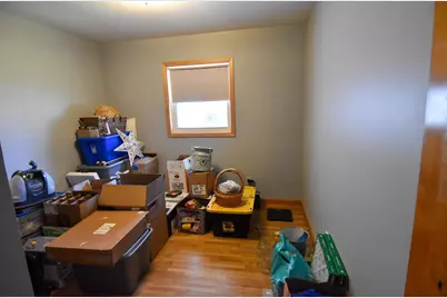 508 Merriam Avenue S, Thief River Falls, MN 56701 - Photo 23
