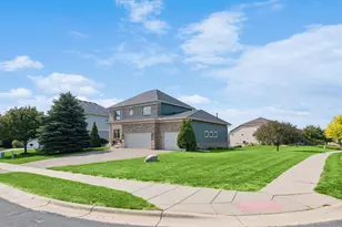 2061 Cobblestone Dr, Cologne, MN 55322 - Photo 5