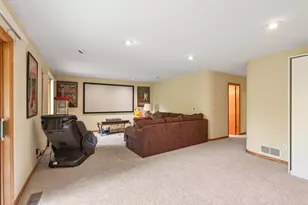 11820 Bren Rd, Minnetonka, MN 55343 - Photo 35