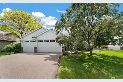 282 101st Court NE, Blaine, MN 55434 - Photo 5