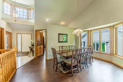 3022 Highpointe Curve, Roseville, MN 55113 - Photo 9