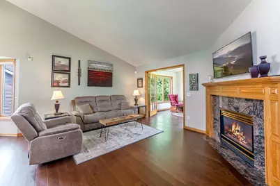 3022 Highpointe Curve, Roseville, MN 55113 - Photo 3