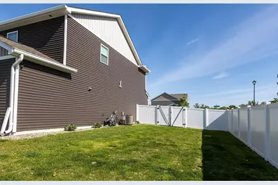 1702 Athens Terrace, Shakopee, MN 55379 - Photo 13