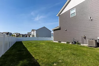 1702 Athens Terrace, Shakopee, MN 55379 - Photo 7