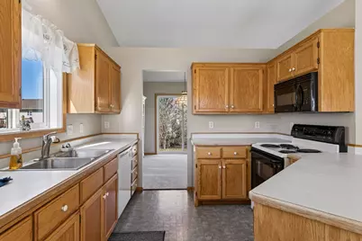 816 Shea Circle, Belle Plaine, MN 56011 - Photo 15