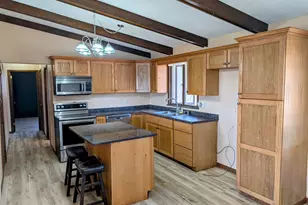 1433 Ridgeview Dr, Montevideo, MN 56265 - Photo 7