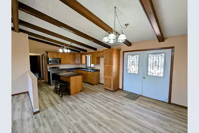 1433 Ridgeview Drive, Montevideo, MN 56265 - Photo 9
