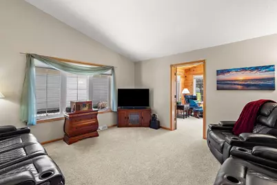 1038 Prairie View Drive SW, Hutchinson, MN 55350 - Photo 11