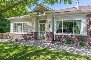 11513 Chisholm Cir NE, Blaine, MN 55449 - Photo 3