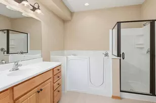 11513 Chisholm Cir NE, Blaine, MN 55449 - Photo 21
