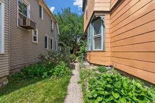 437 Wheeler Street N, Saint Paul, MN 55104 - Photo 37