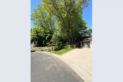 2051 Wilson Avenue, South Saint Paul, MN 55075 - Photo 3