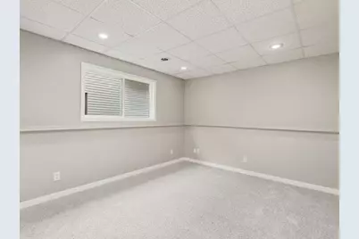 3404 Indiana Avenue N, Robbinsdale, MN 55422 - Photo 33