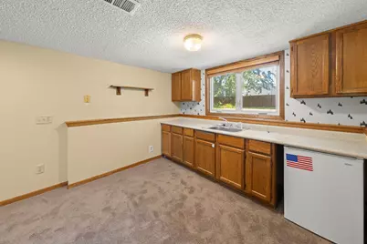 17446 Goldenview Avenue, Lakeville, MN 55044 - Photo 13