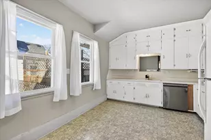 827 Lafond Ave, Saint Paul, MN 55104 - Photo 13