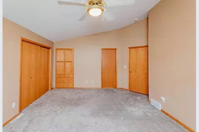 3236 35th Avenue S, Fargo, ND 58104 - Photo 15