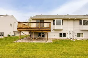 3236 35th Ave S, Fargo, ND 58104 - Photo 3