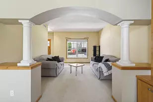 655 Lexie Ct, Eagan, MN 55123 - Photo 5
