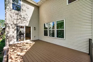 655 Lexie Ct, Eagan, MN 55123 - Photo 41