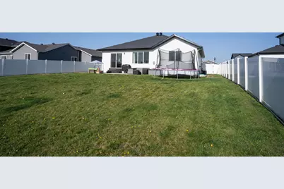10174 Burgundy Drive, Horace, ND 58047 - Photo 37