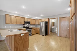 1856 Kristy St, River Falls, WI 54022 - Photo 9