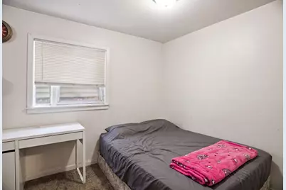 692 4th Street E, Saint Paul, MN 55106 - Photo 9