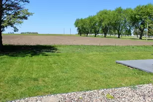 282 4th Ave SW, Blooming Prairie, MN 55917 - Photo 27