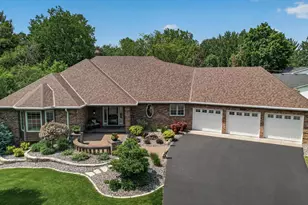12400 Huntingdon Ln, Minnetonka, MN 55305 - Photo 1